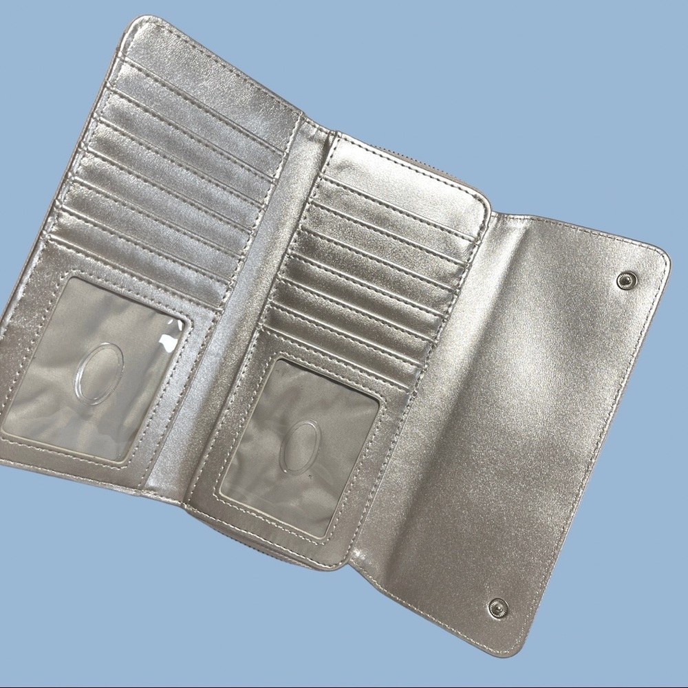 Guess Wallet - Picture 5 of 5